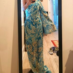 One shoulder long dress